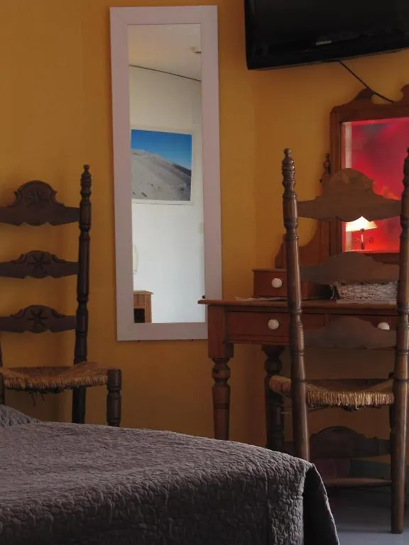 Logis Le Relais Du Mont Ventoux Hotel Aurel